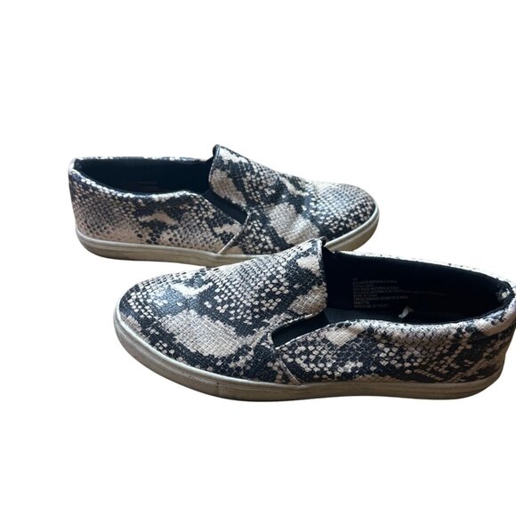 Steve Madden Size  10 Womens Casual Snake Print Slip-On Sneakers Shoes - Picture 4 of 10